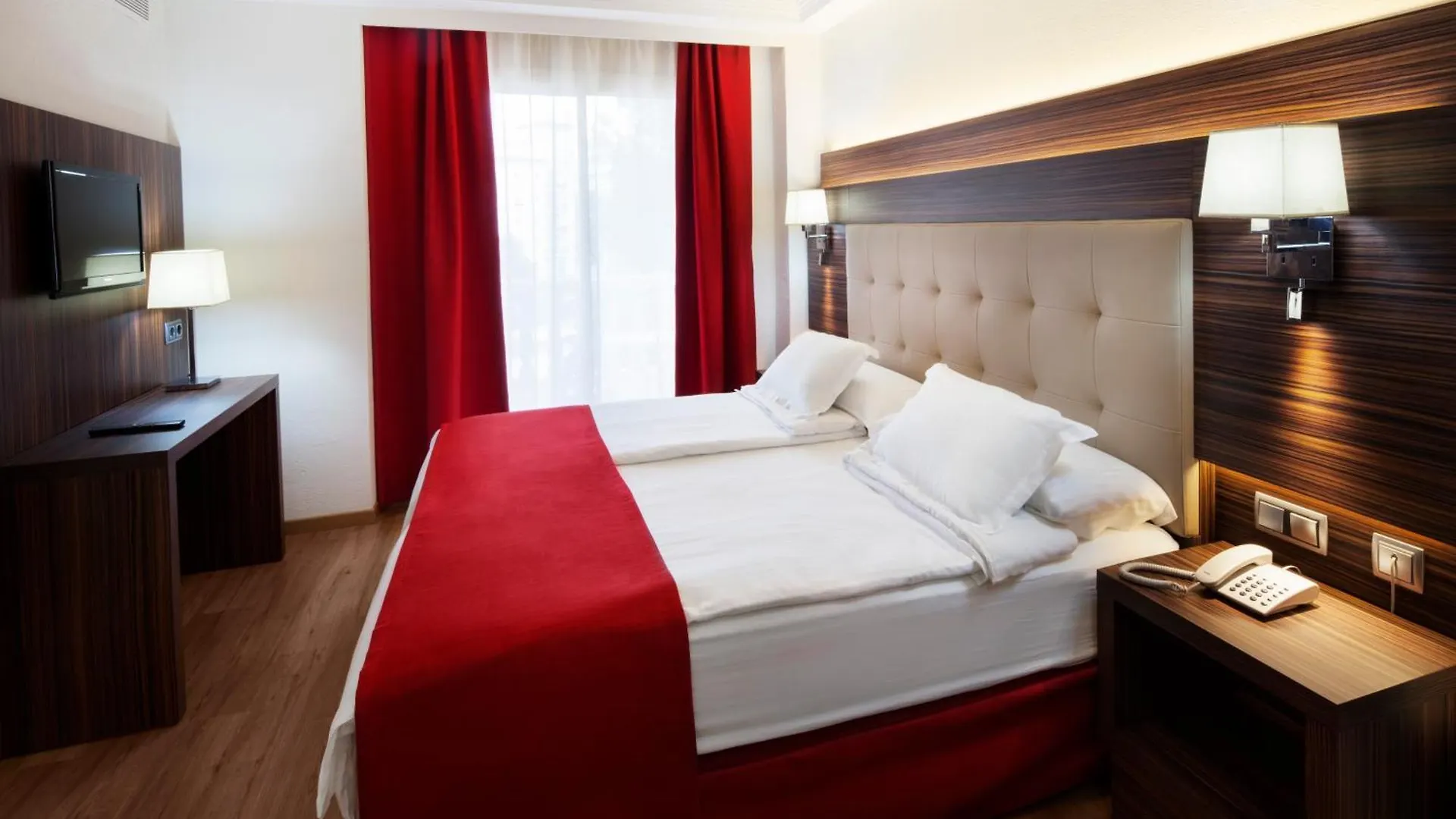 Europe Playa Marina - Adults Only Hotel Illetas