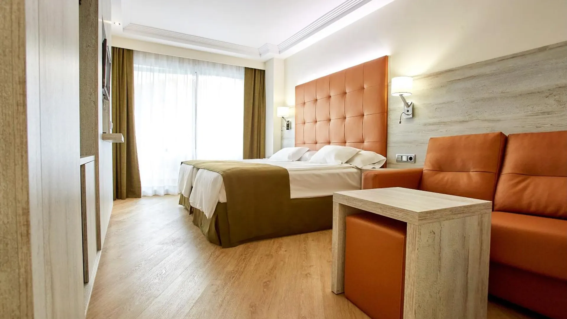 Europe Playa Marina - Adults Only Hotel Illetas